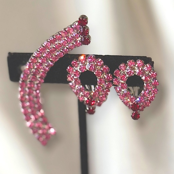 Vintage Retro Chic Brilliant Pink & Red Rhinestone Rainbow Brooch & Earring Set - Picture 1 of 14